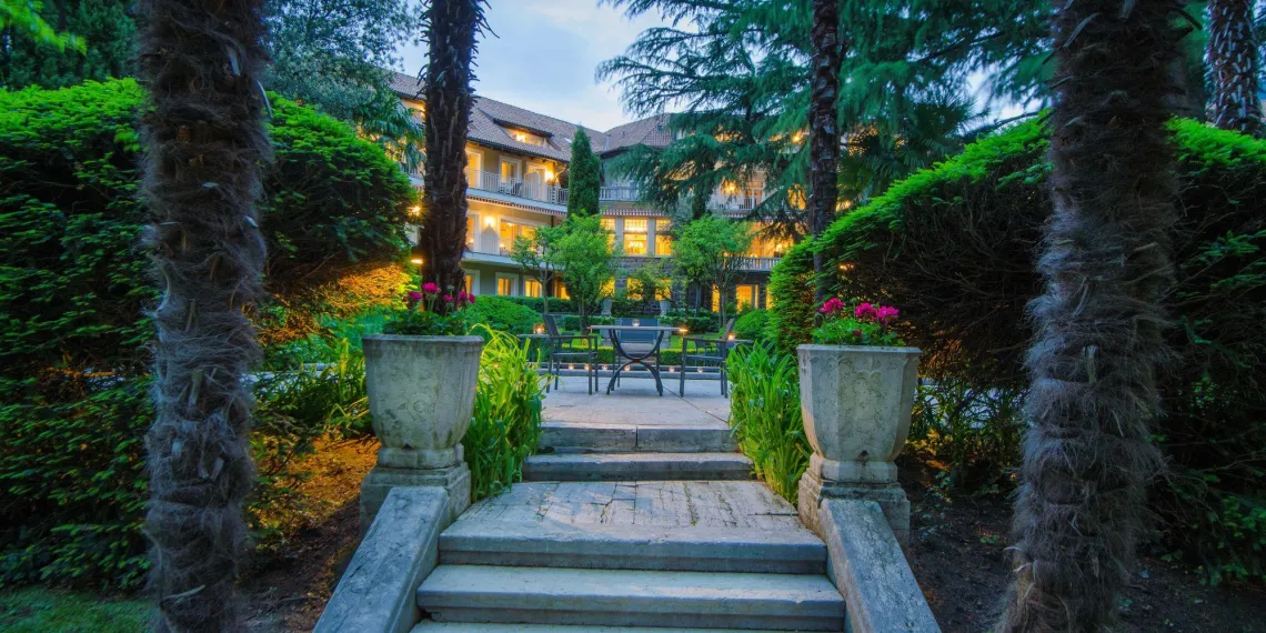 Villa Eden Leading Park Retreat Villa Eden Leading Park Retreat