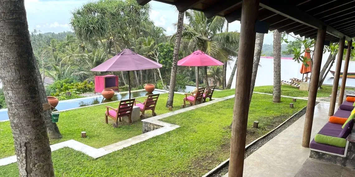 Underneath The Mango Tree - gardens and pool Underneath The Mango Tree - gardens and pool